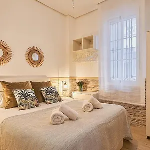 Patio Andaluz - Center Apartment