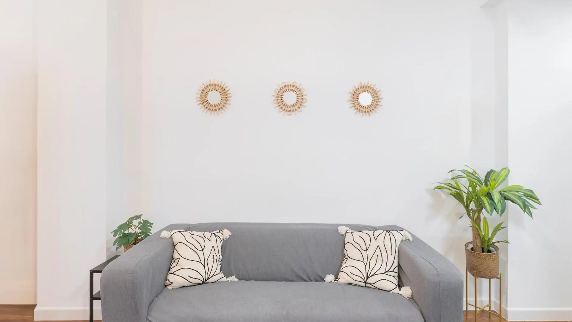 Lu&Cia La Siesta Apartment Malaga Spain